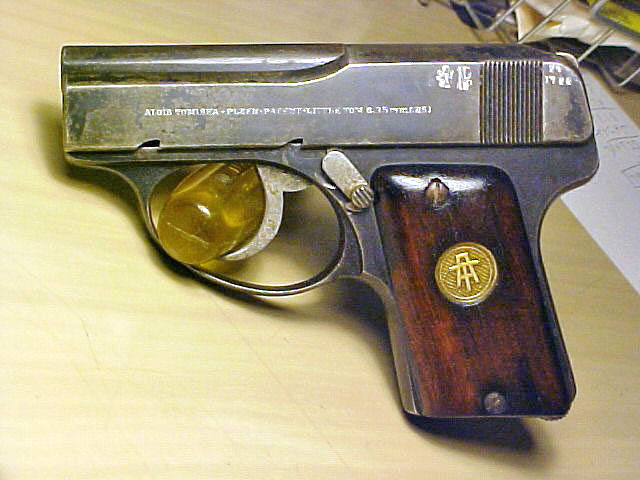 Czech-made Little Tom Pistol, SN 1132