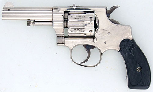 Smith and Wesson type revolver, five shots, caliber 32, …